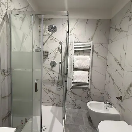 Facile Casa Stazione 3* Μέστρε